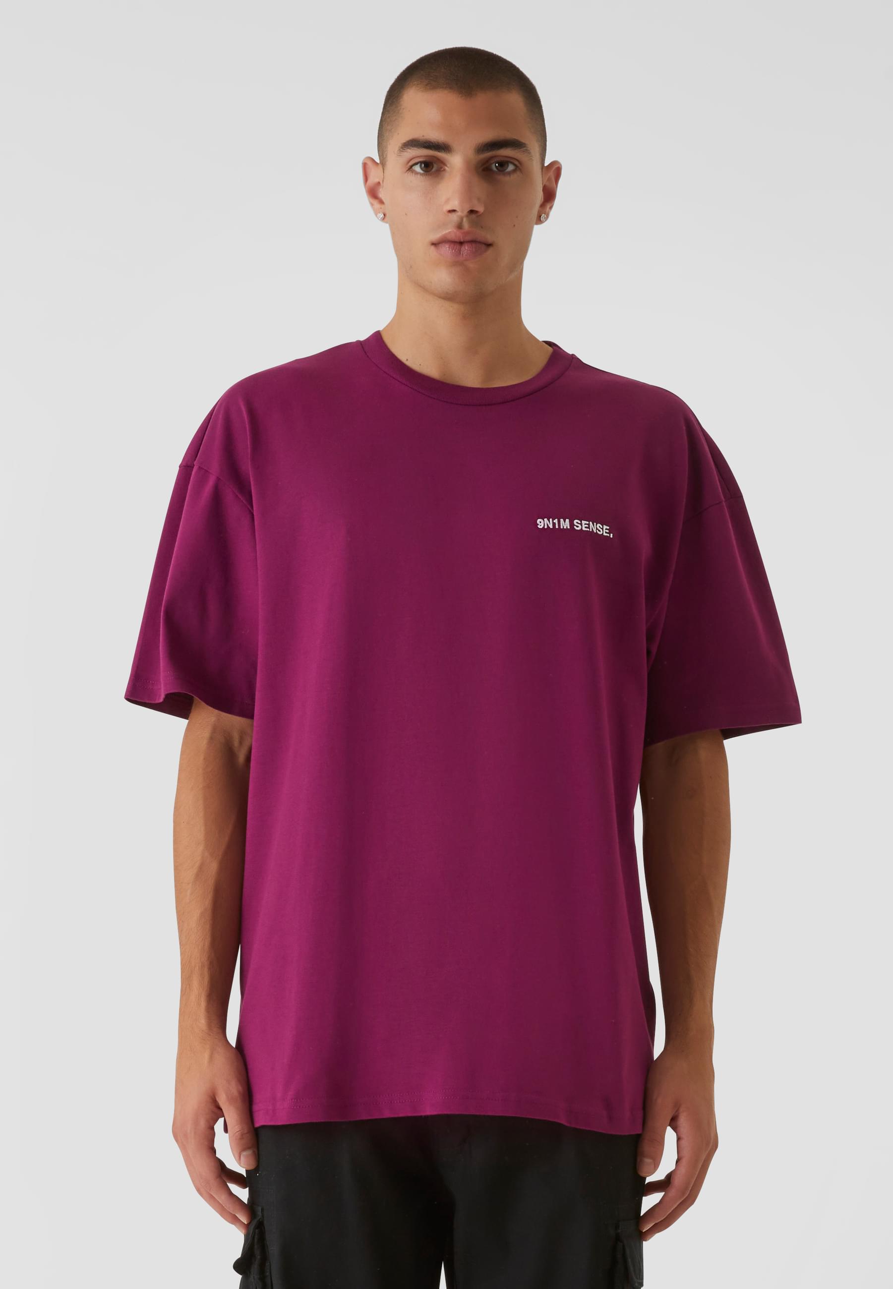 Essential T-Shirt | aubergine