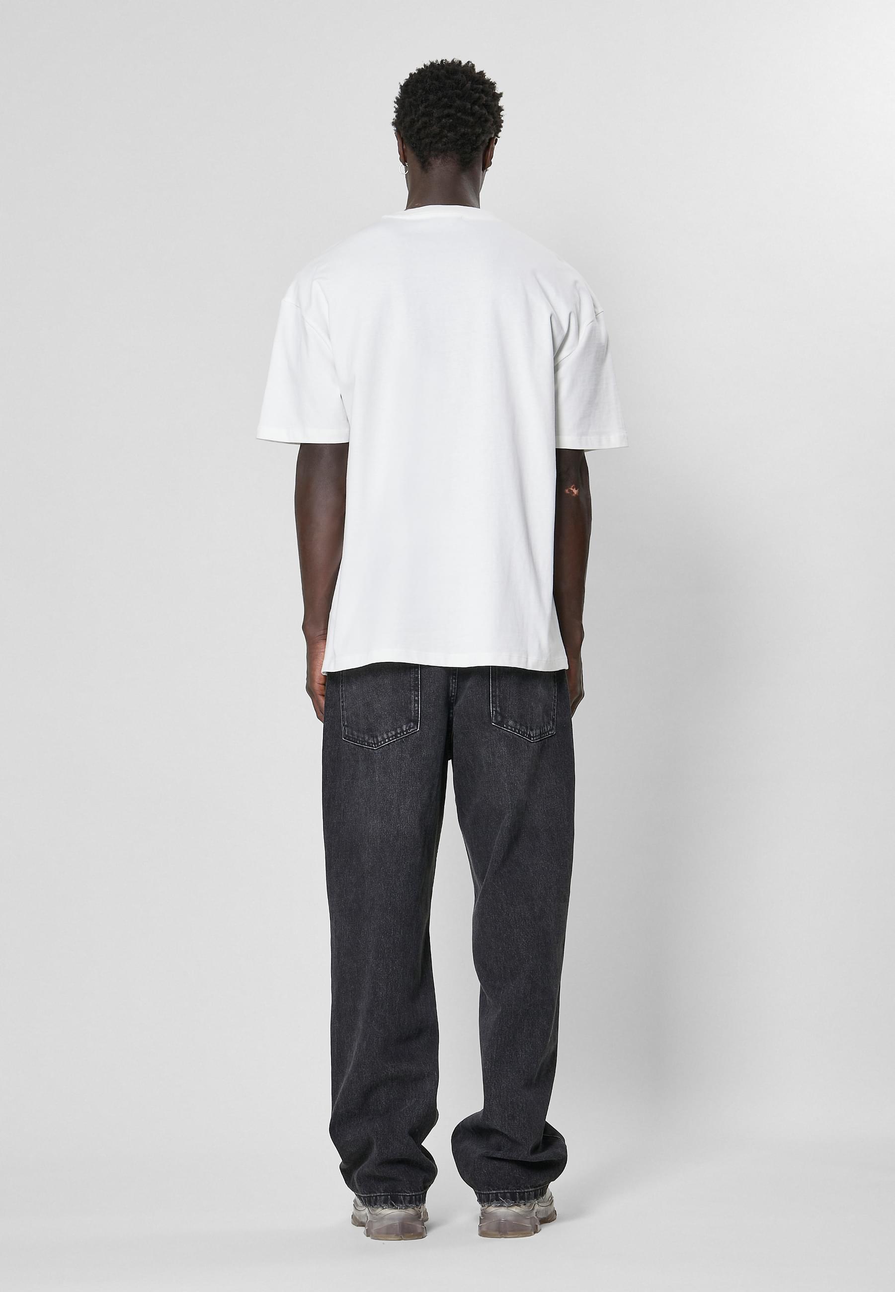 Essential T-Shirt | offwhite