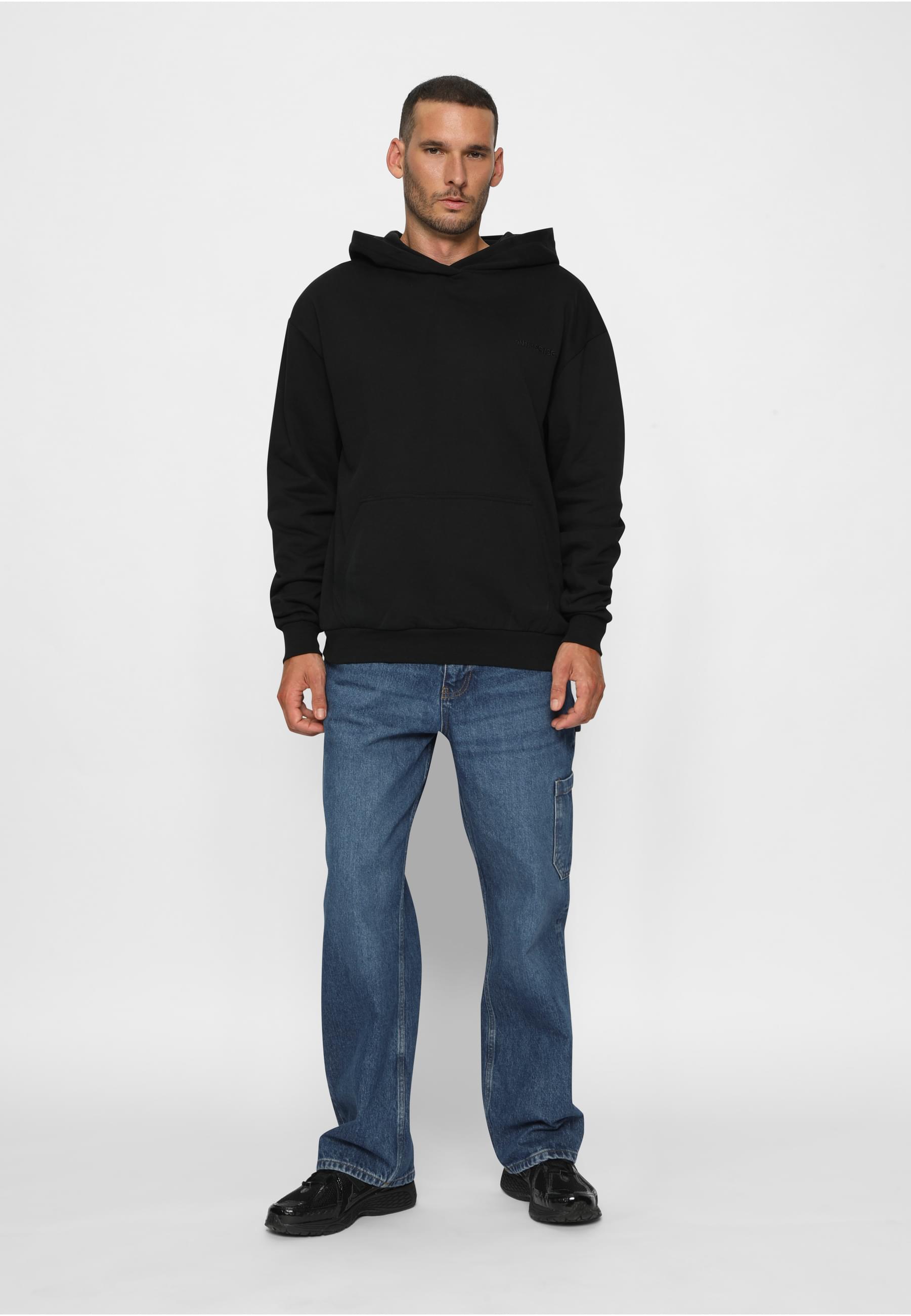 Essential Hoodie | black