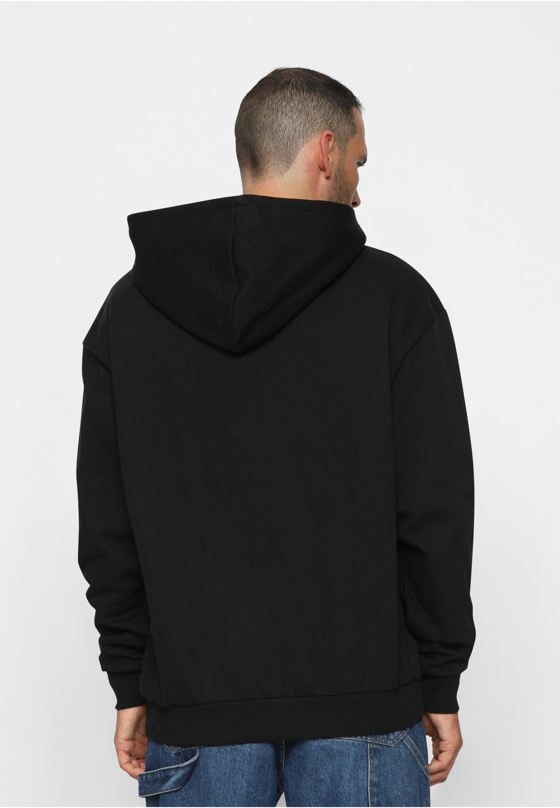 Essential Hoodie | black