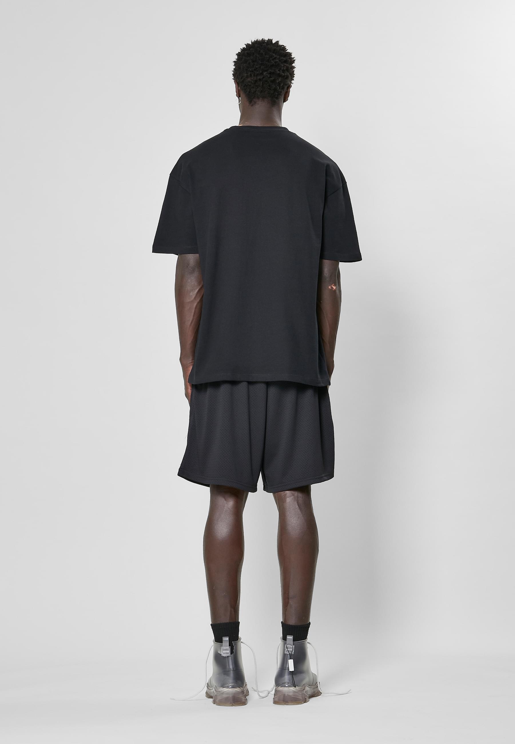 Essential Mesh Shorts | black