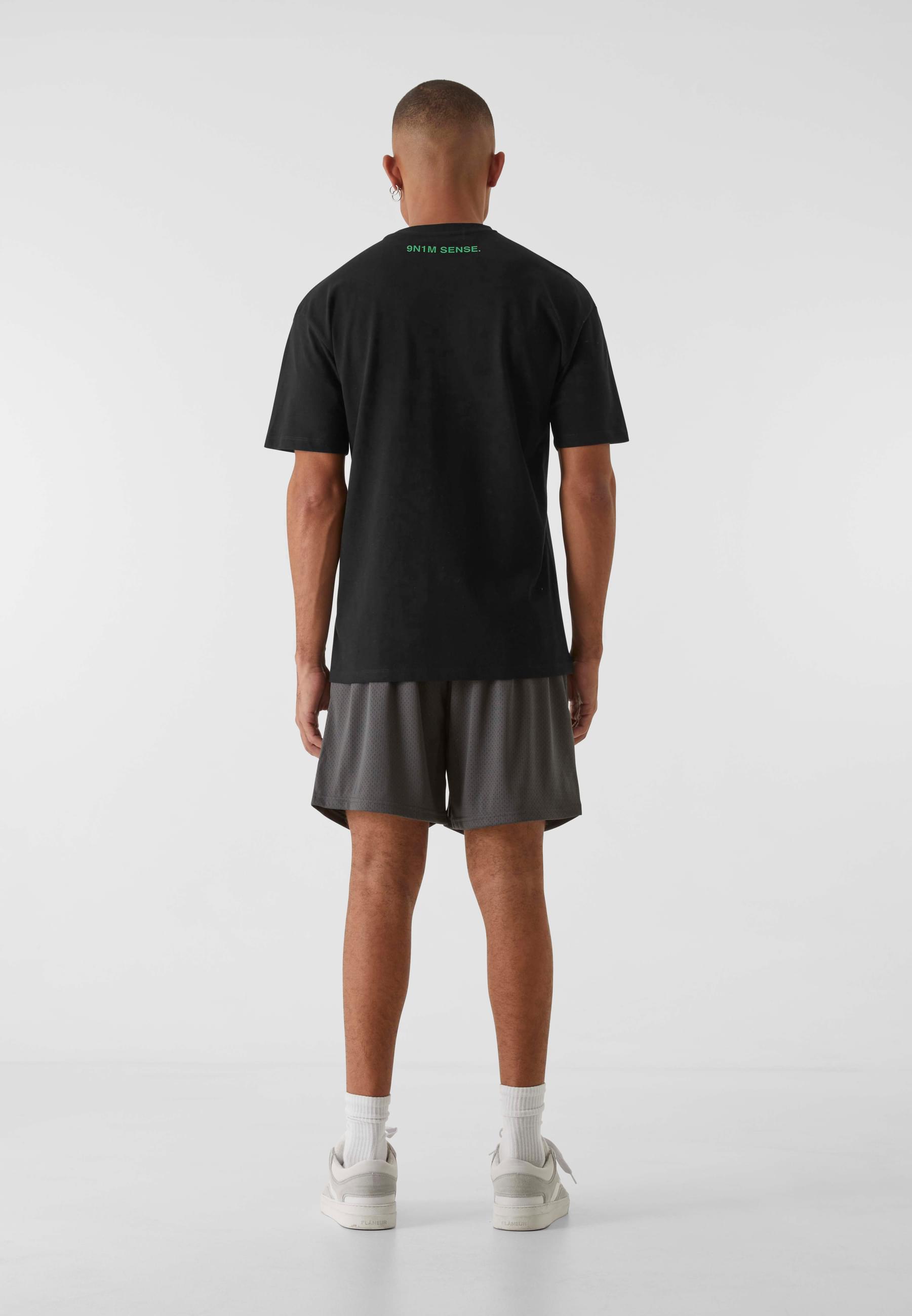 Essential Mesh Shorts | darkshadow