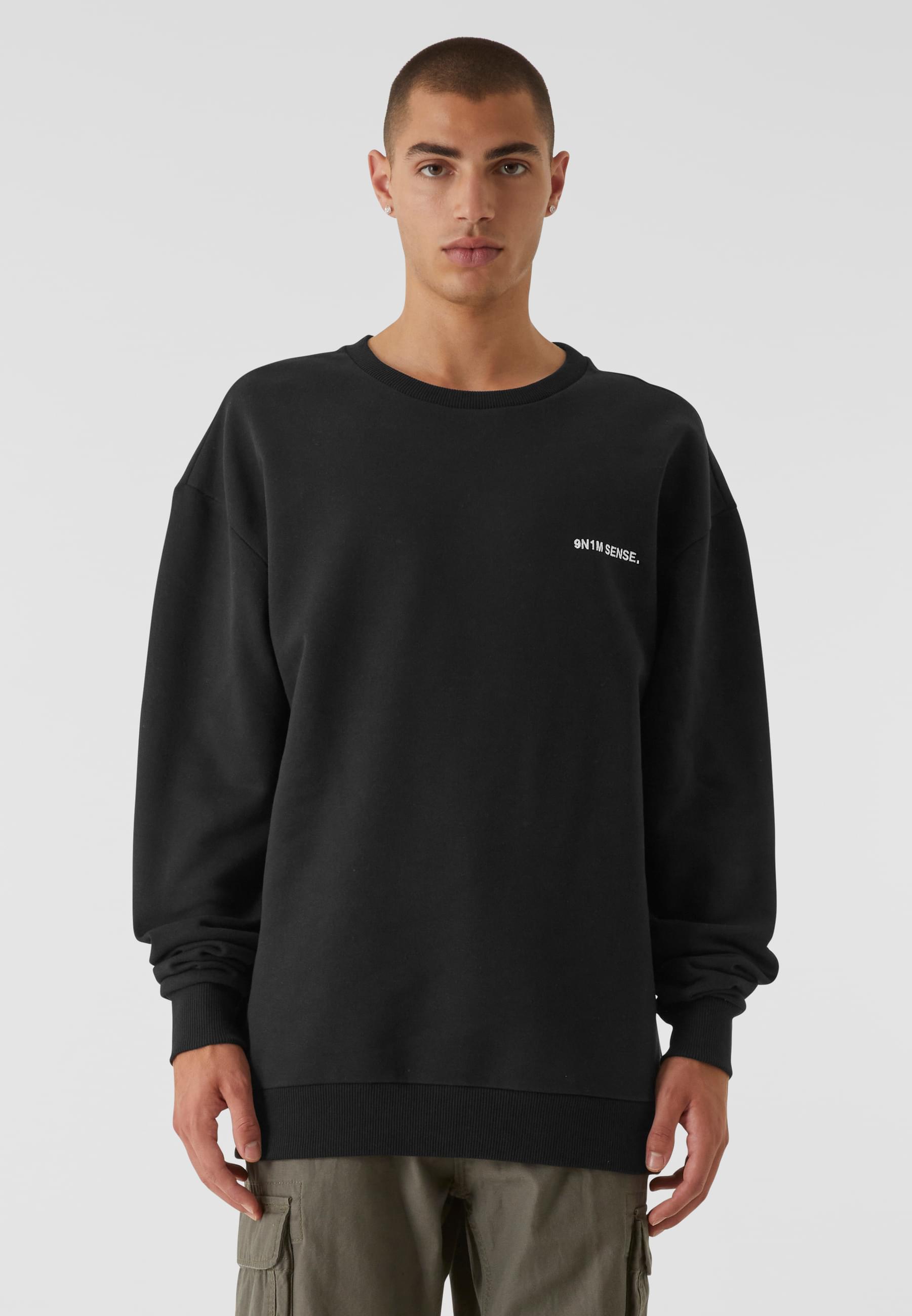 Essential Sweatshirt | black