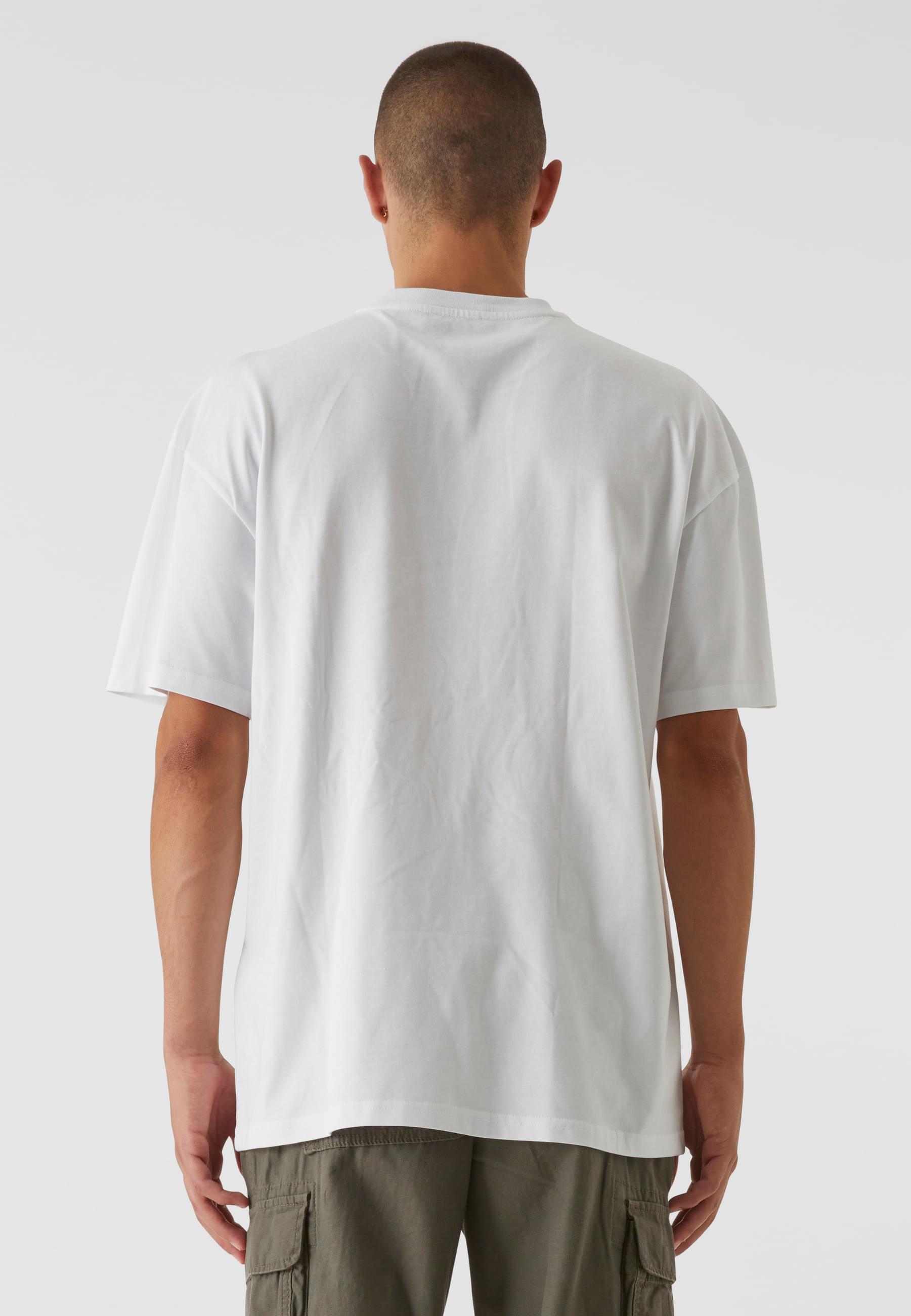 Essential T-Shirt | white