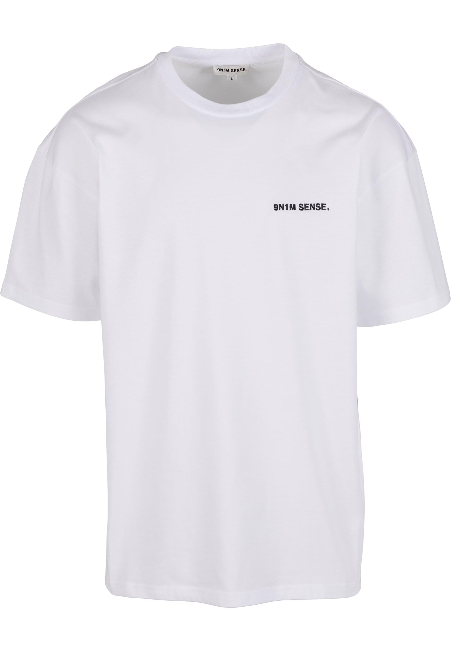 Essential T-Shirt | white