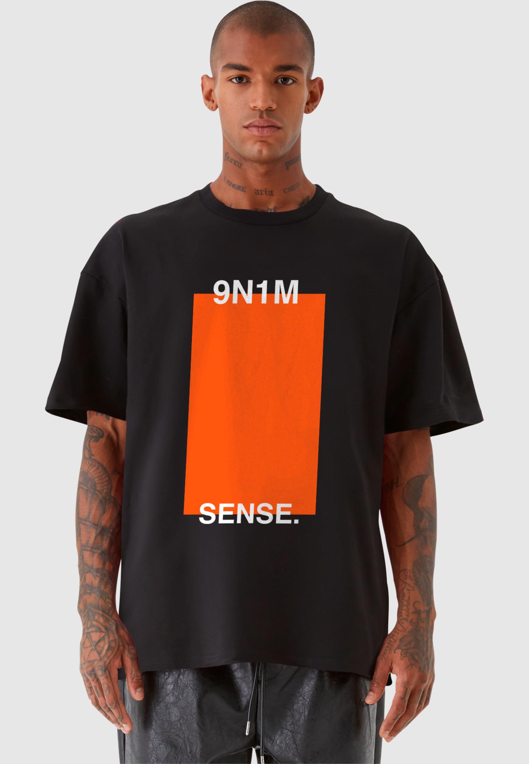 SENSE Orange Square Tee | black